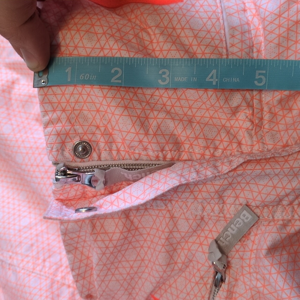 Women's BENCH windbreaker jacket with a hood size XS - S Says M runs very small! - Picture 13 of 16